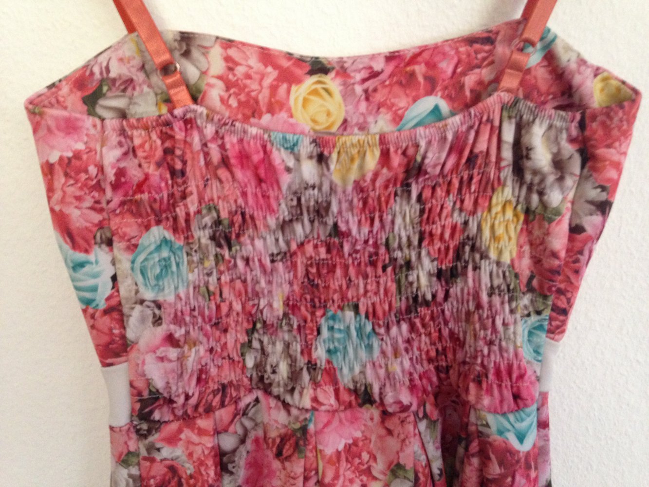 Kleid Rosen rosa bunt kurz romantisch A-Linie Skaterkleid 