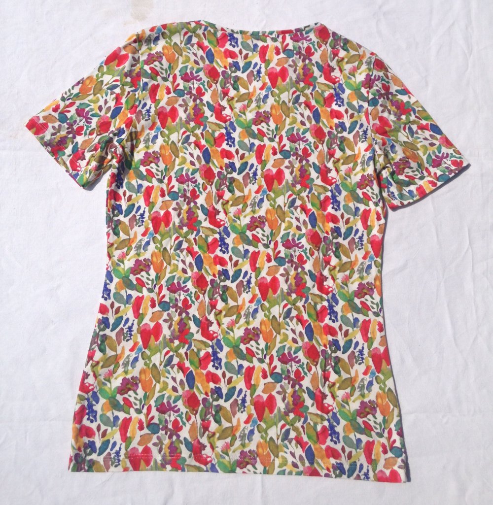 NEU T-Shirt bunt Blumen