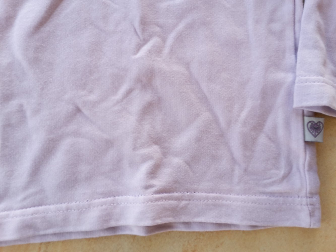 lilafarbenes Kaputzensweatshirt/ Hoodie in Gr. 98/104