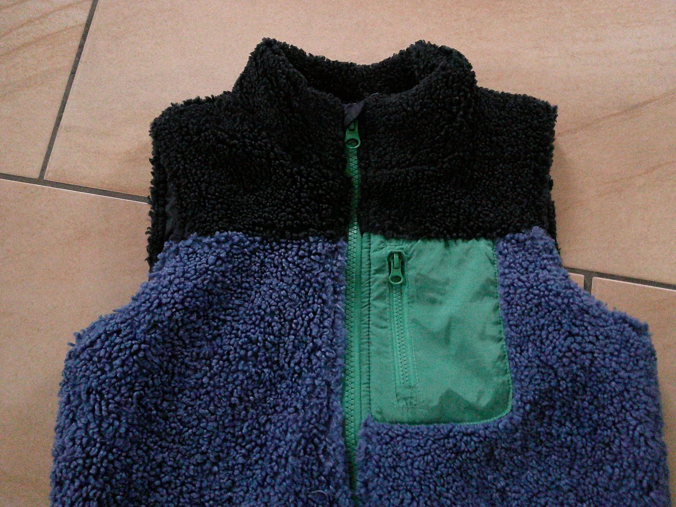 kuschlige Weste von TCM Größe 134/140