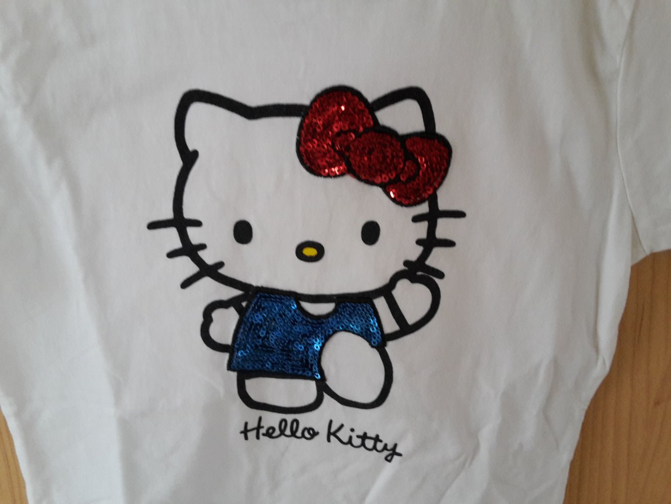 weißes Hello Kitty T-Shirt in Gr. 128/134