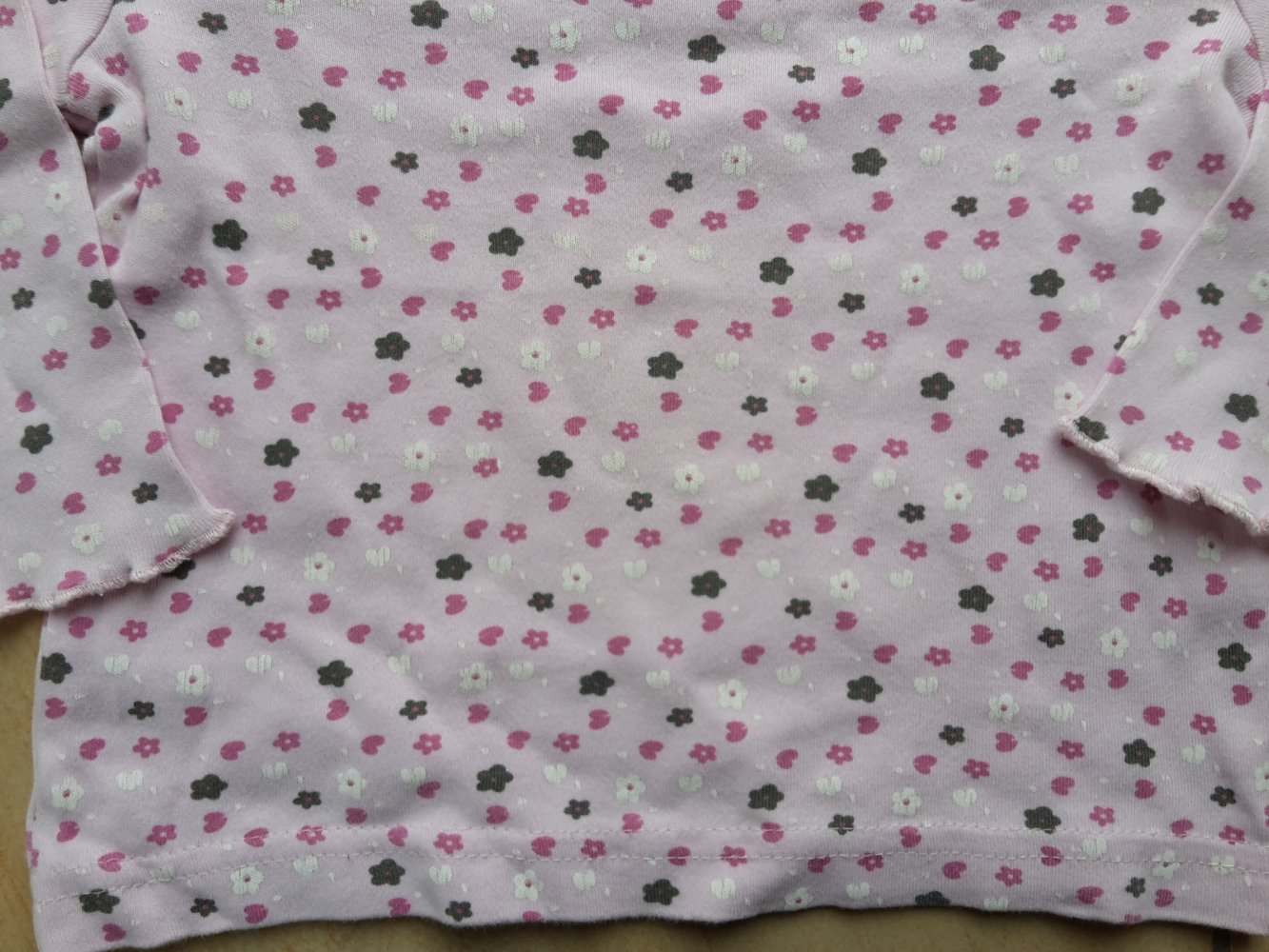 LAShirt mit Blumen in Gr. 86