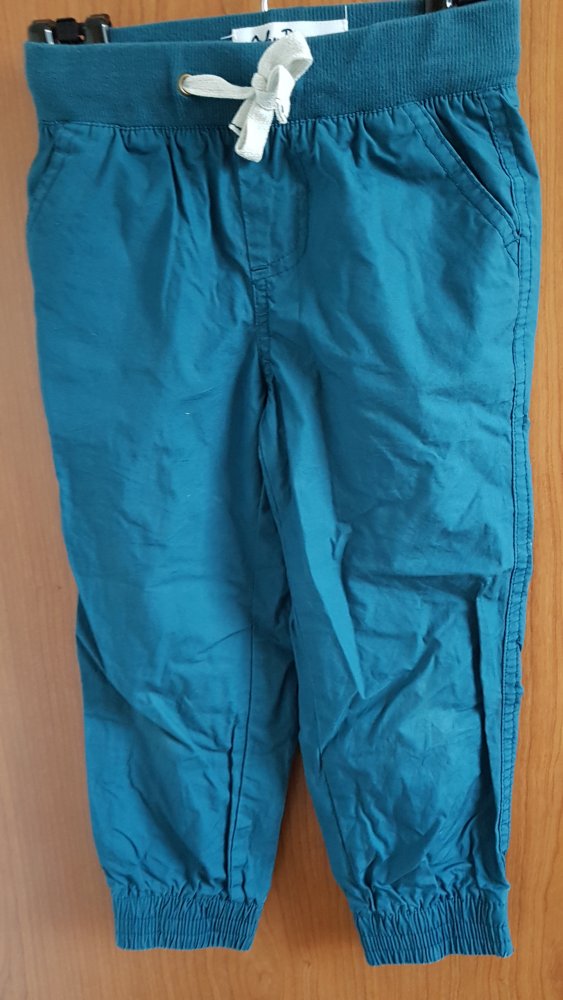 Jogginhose/ Stoffhose Gr. 104 von John Baner