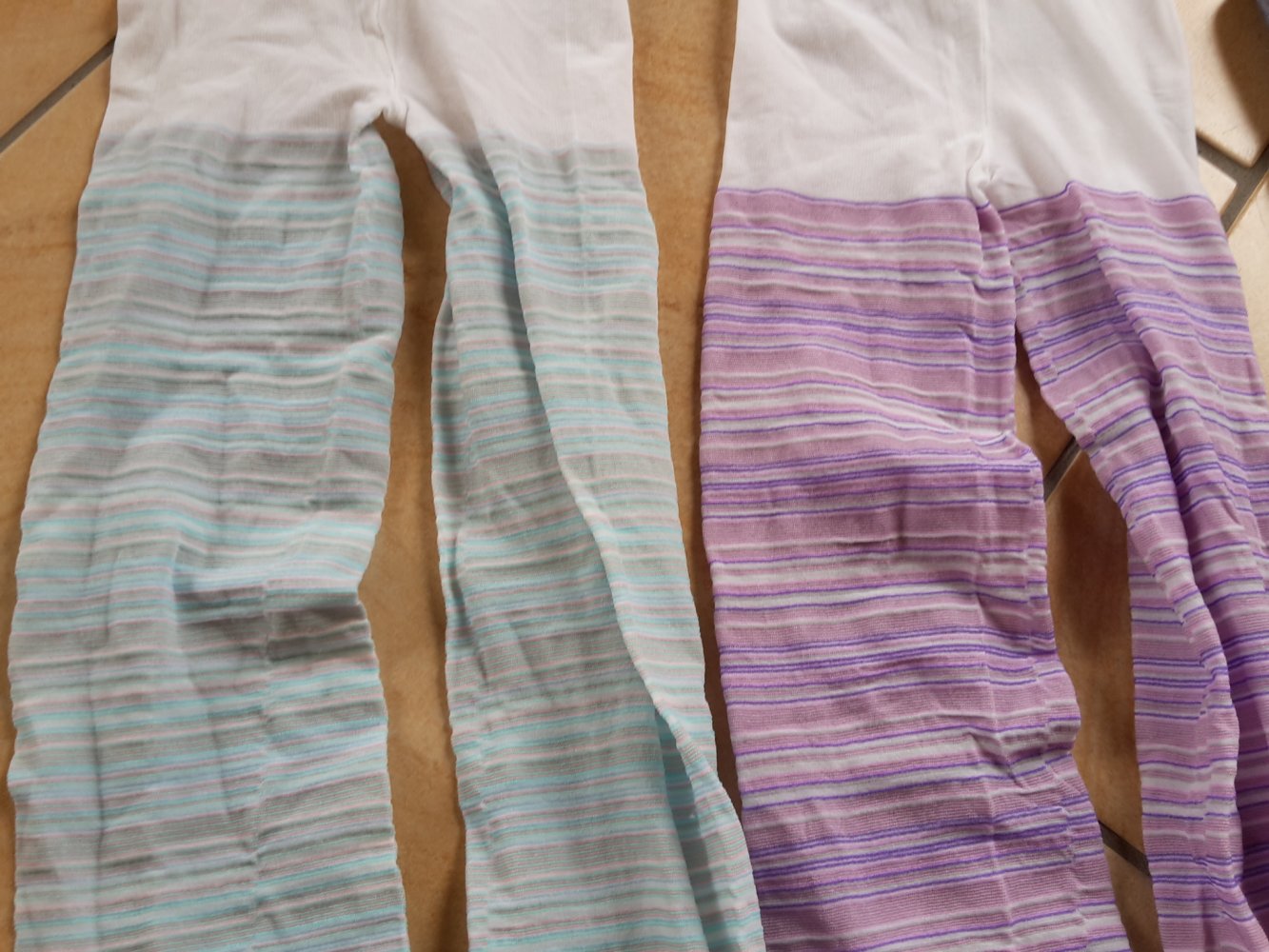 3 ungetragene Feinstrumphosen in Gr. 110/116