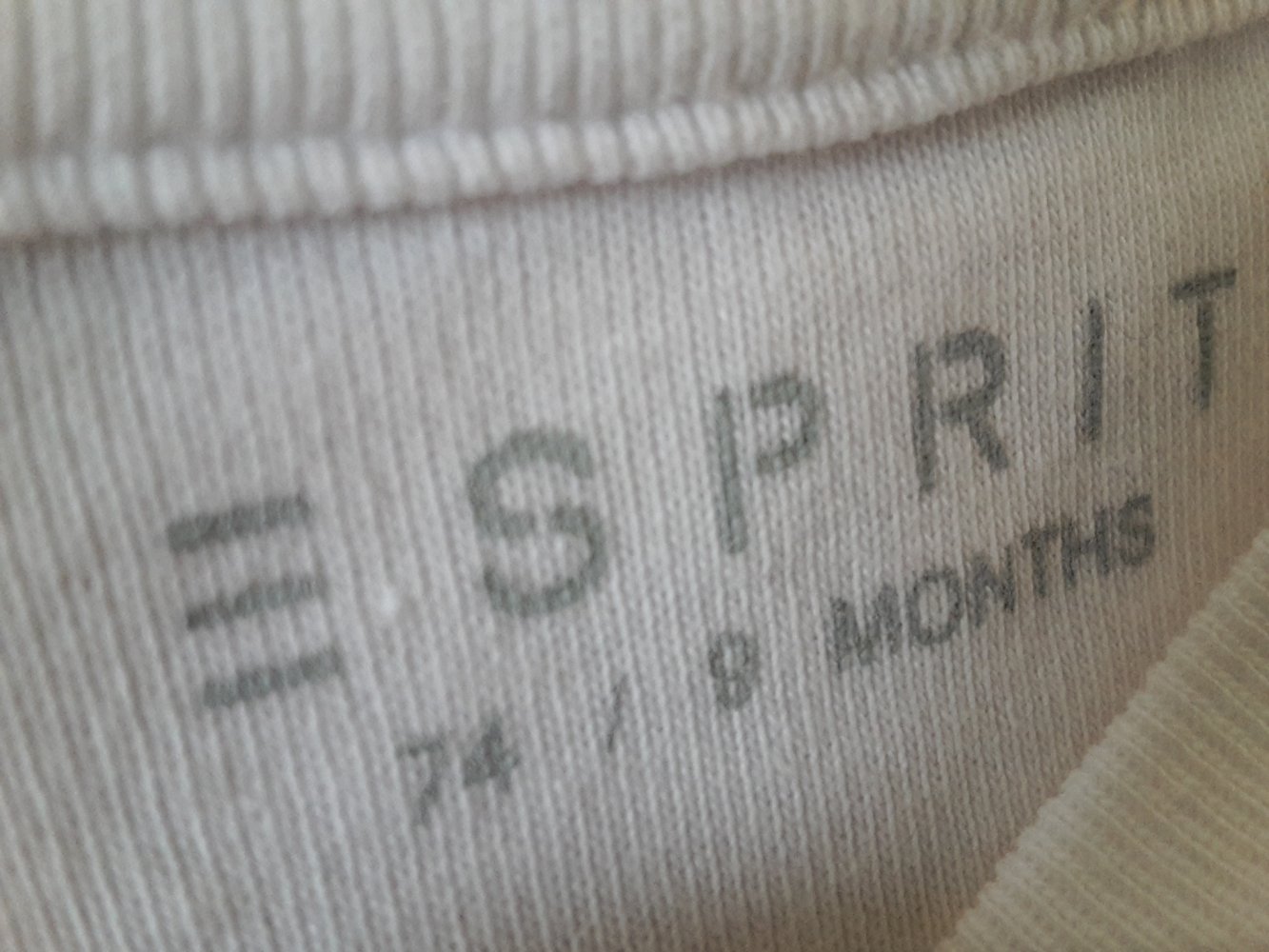 kaum getragenes Langarmshirt von Esprit in Gr. 74