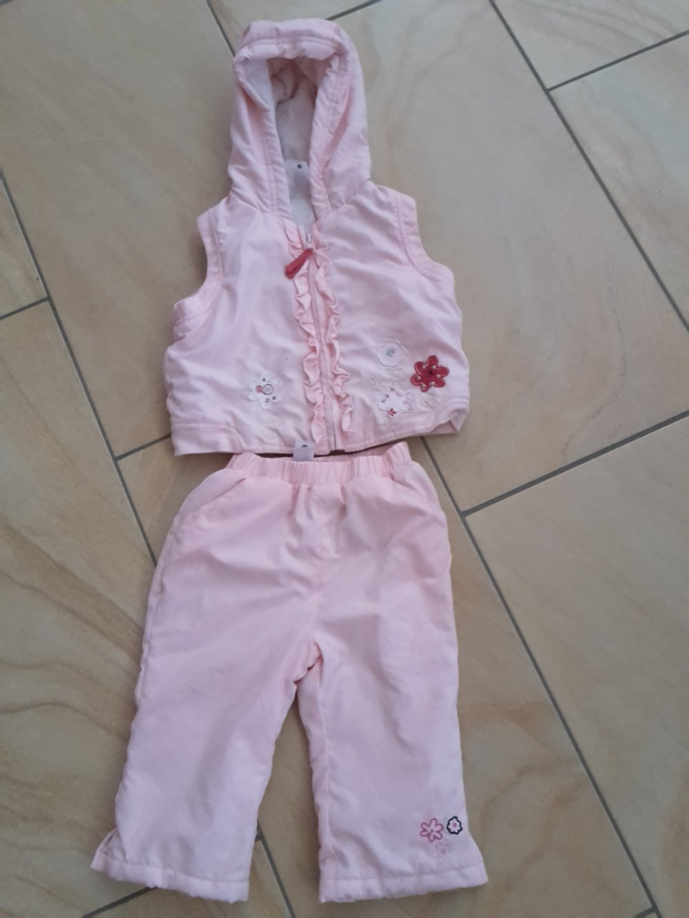 Set Weste und Hose v. C&A in Gr. 80