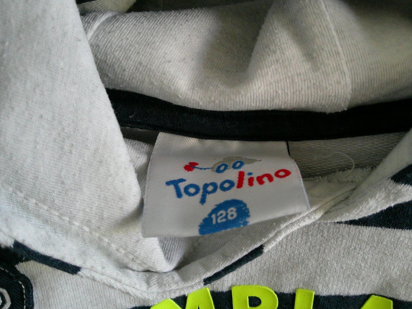 Hoody/ Kapuzensweatshirt Gr. 128 von Topolino