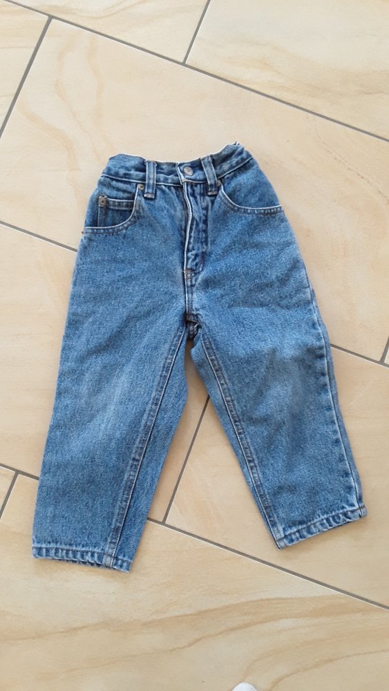 Jeans in Gr. 92