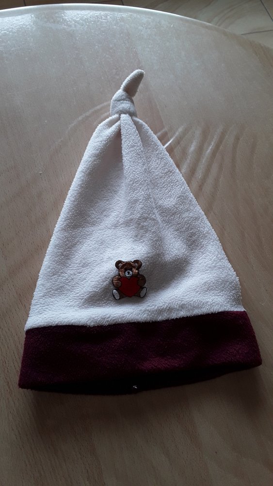 handemade - Fleecezipfelmütze - bordeaux cremefarben -Umfang 47cm