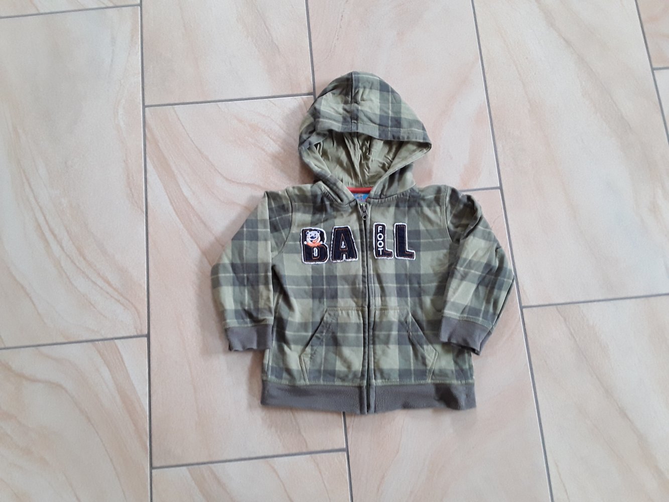 khakifarbene Swaetjacke in Gr. 98 von Topolino