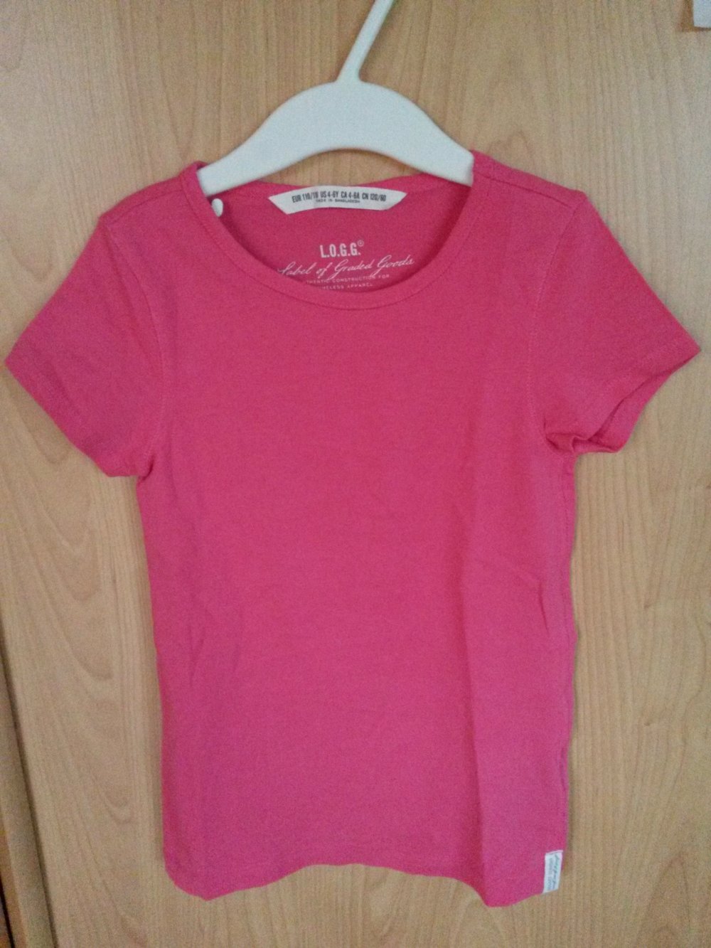 pinkfarbenes T-Shirt in Gr. 110/116 von H&M