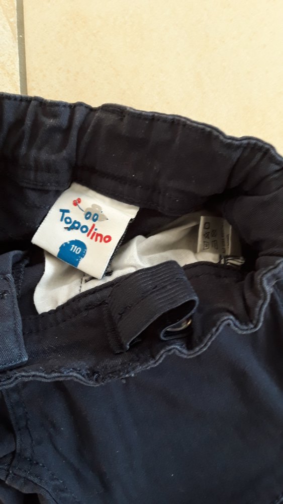 dunkelblaue Chinohose / Jeans in Gr. 110 von Topolino
