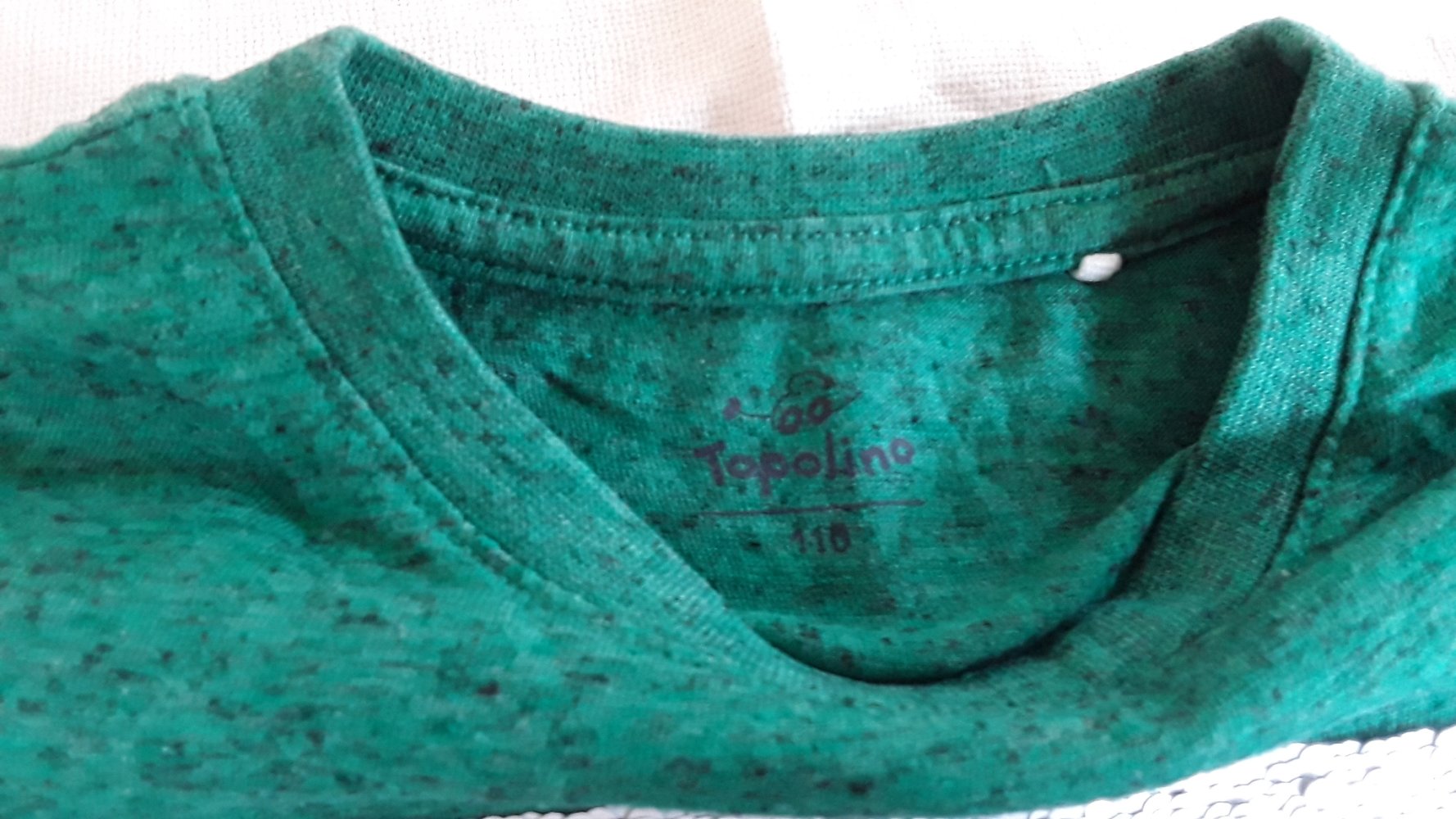 grün meliertes Langarmshirt Gr. 110 von Topolino