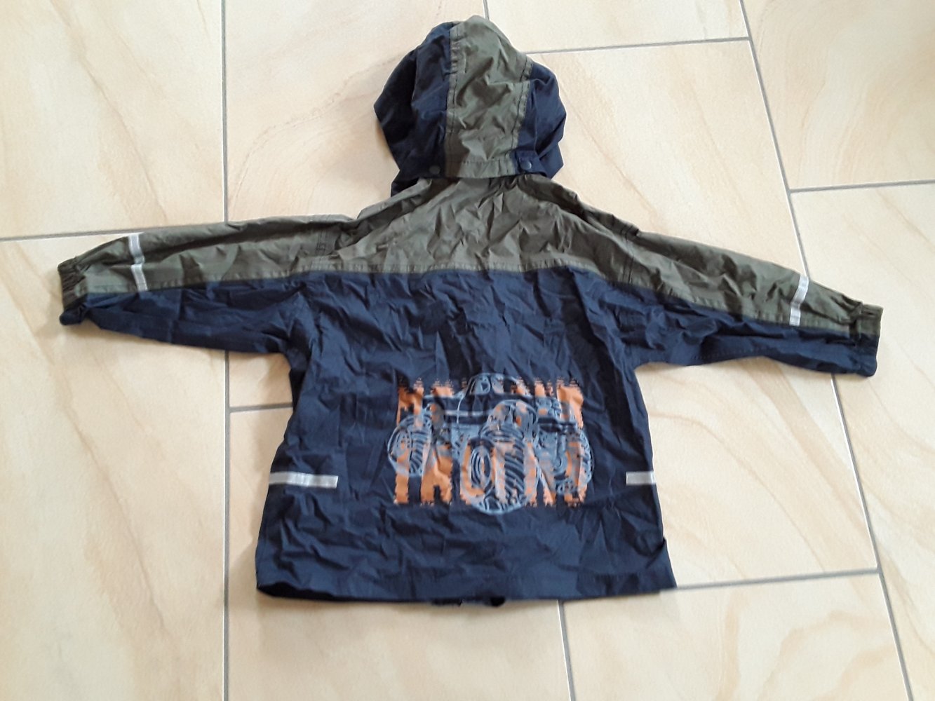 dunkelblaue, khakifarbene dünne Regenjacke in Gr. 86/92 