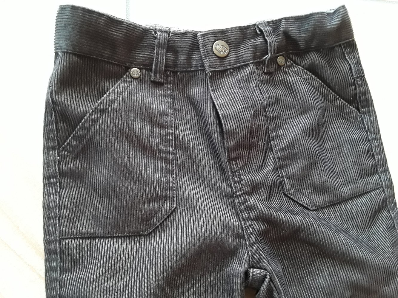 dunkelbraune Cordhose in Gr. 92