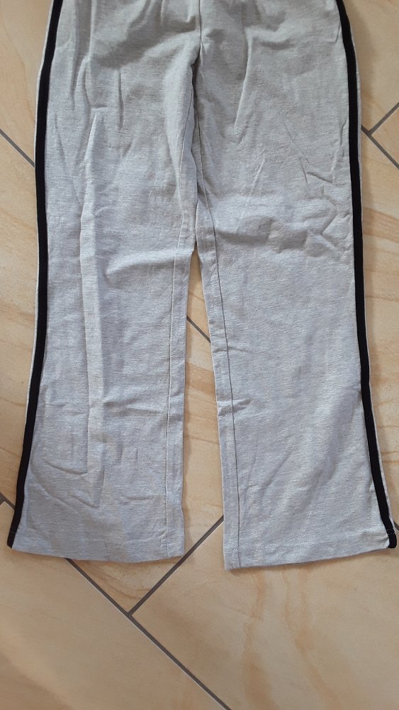 graue Jogginghose 140 von Bon Prix