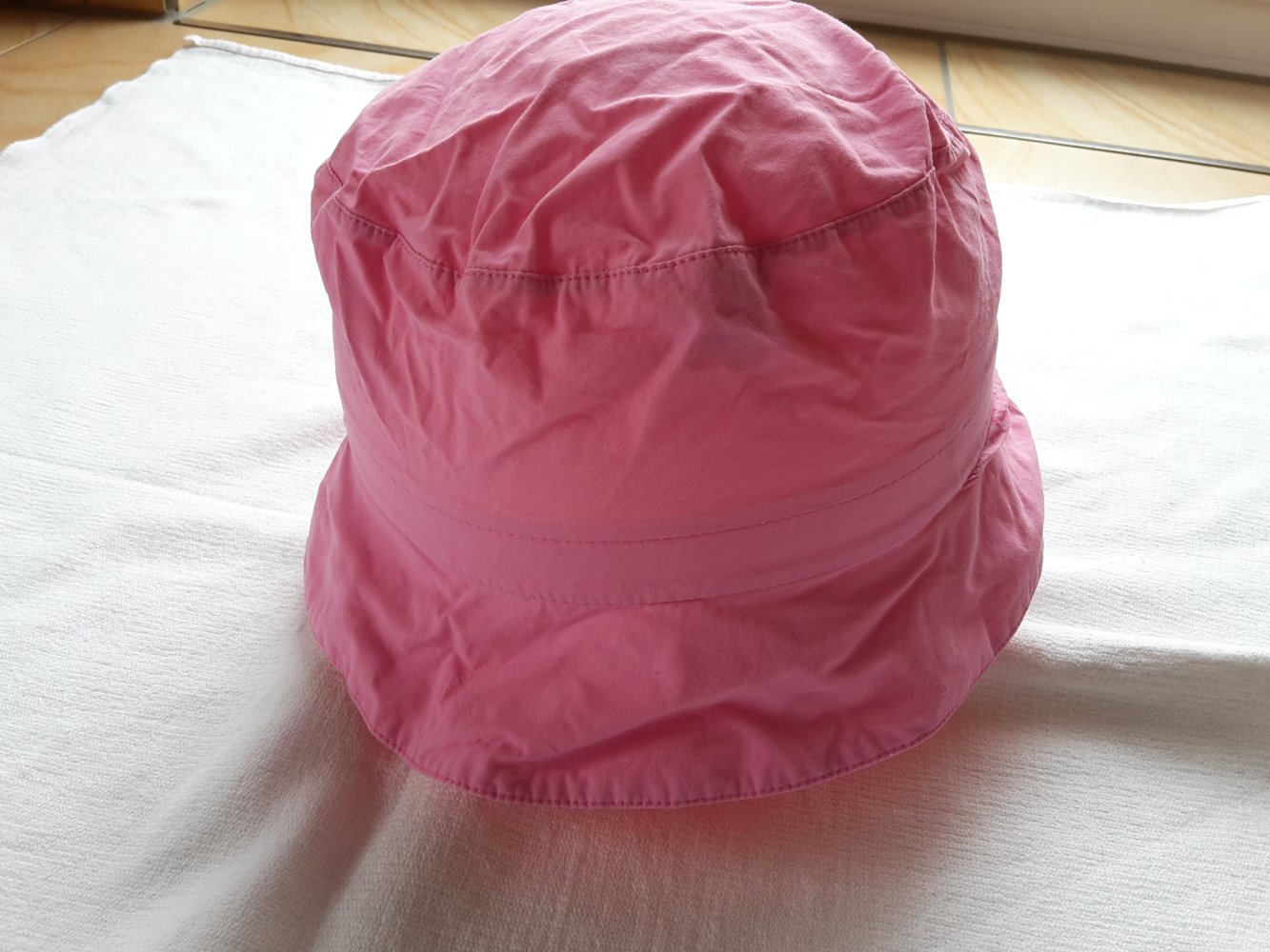 Sommerhut mit Nackenschutz in Gr. 53 von bobo