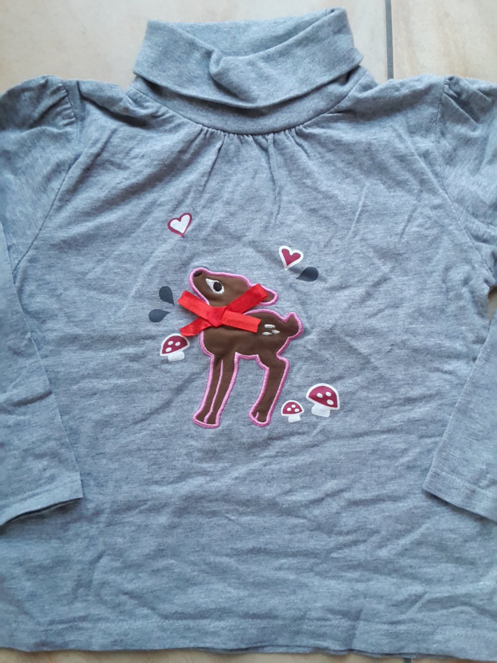 ungetragener grauer LARolli Gr. 98/104