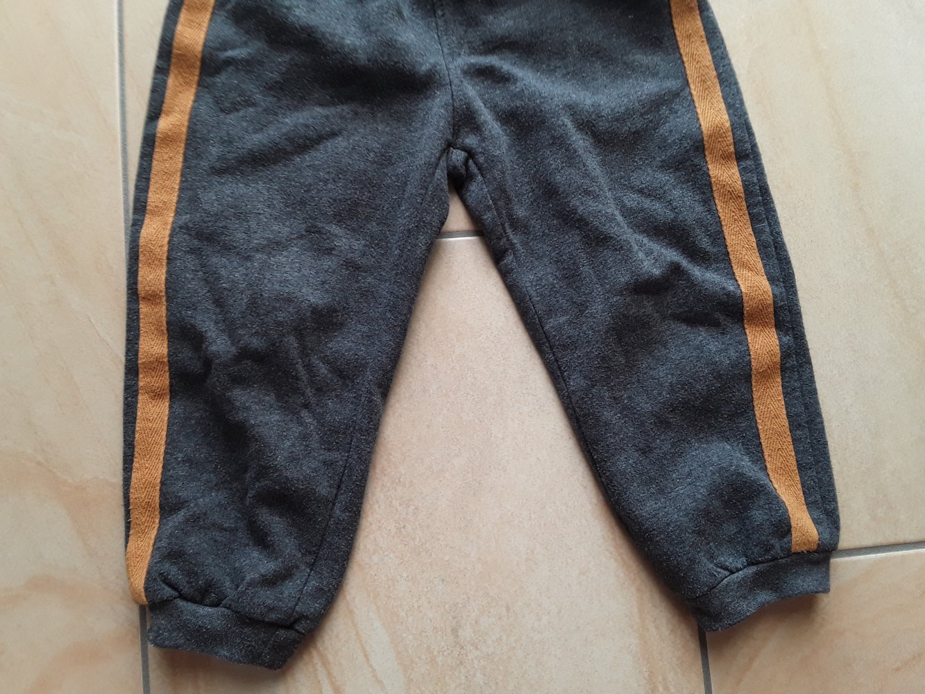 dunkelgraue Jogginghose in Gr. 86 von bpc