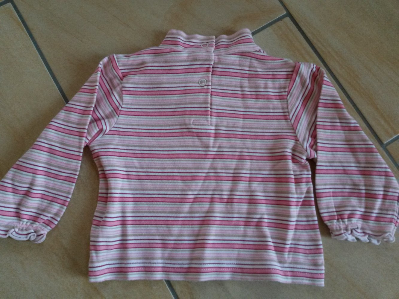 schönes Set (LAShirt und Kleid) in Gr. 74 von C&A