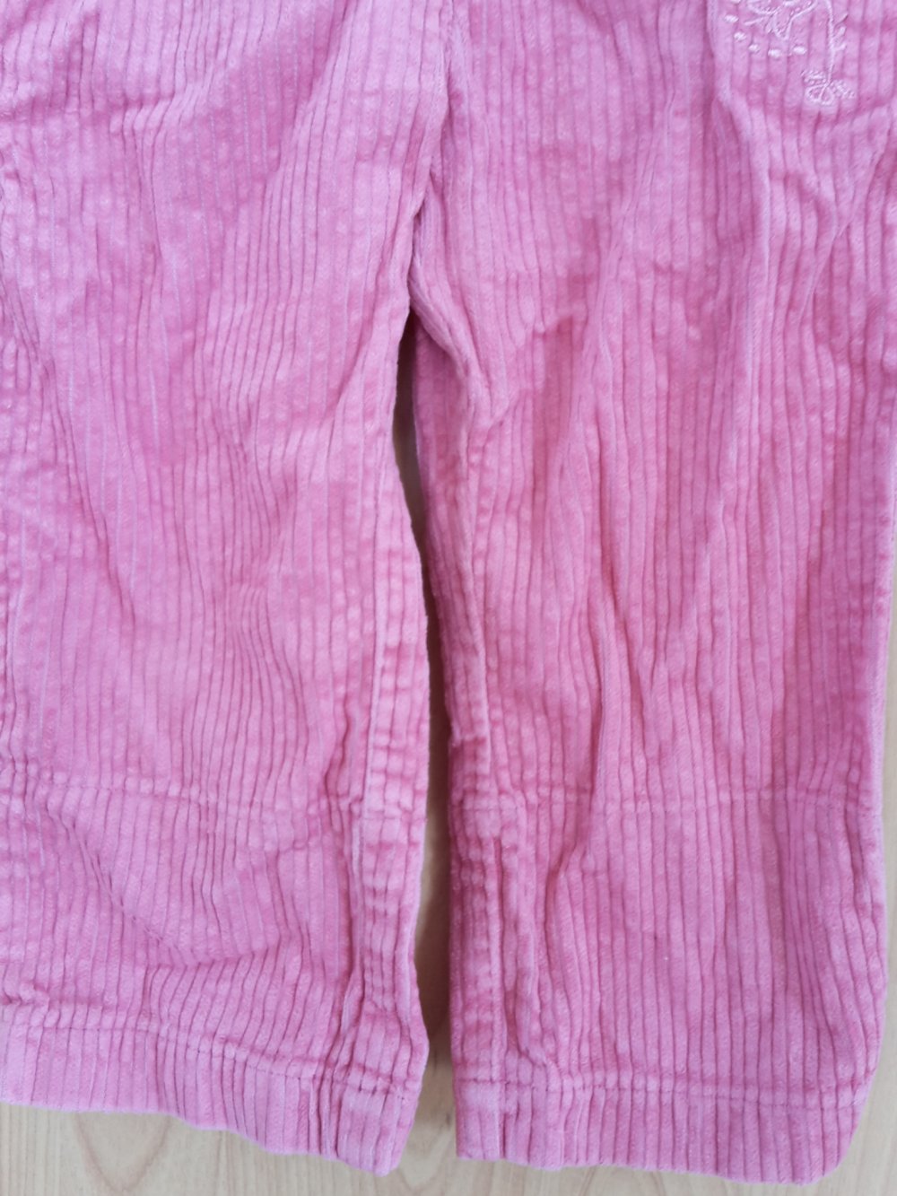 Cordlatzhose in Gr. 86 von Papagino