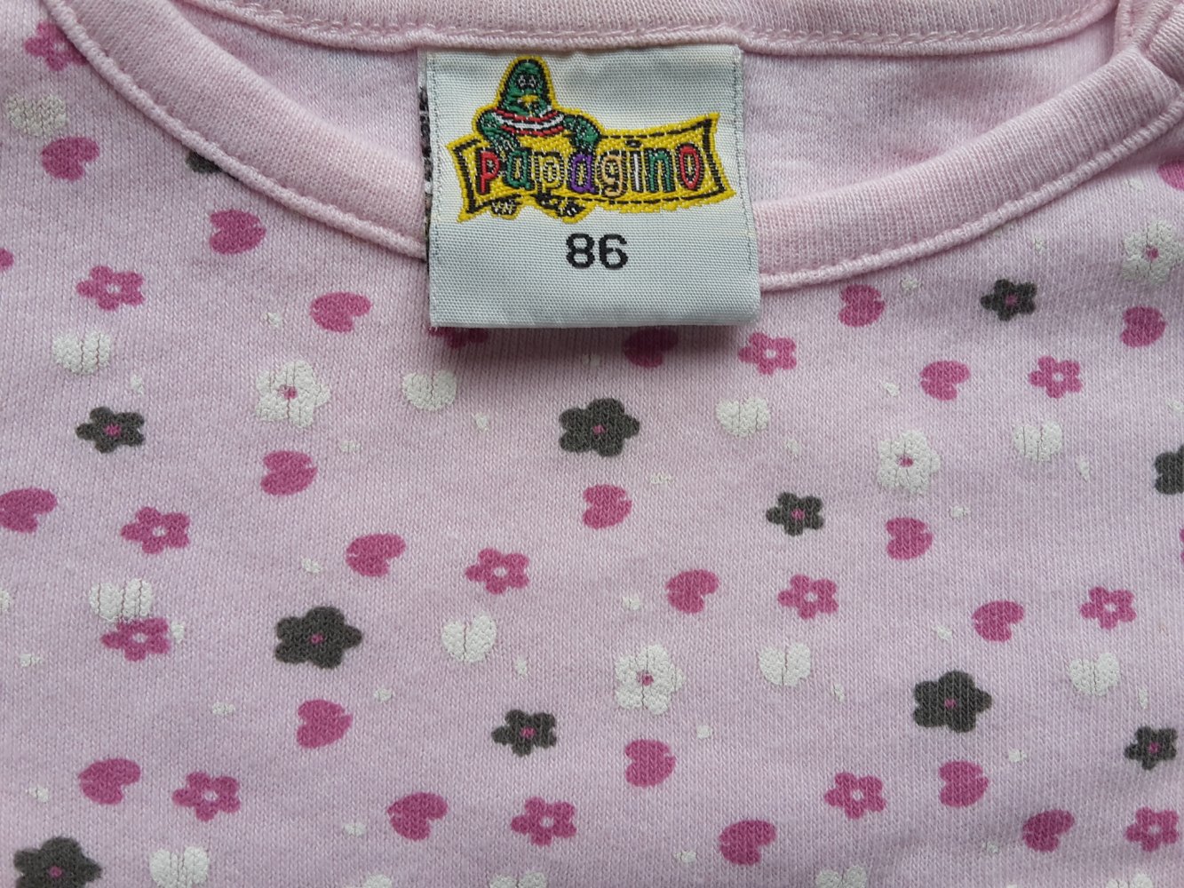 LAShirt mit Blumen in Gr. 86