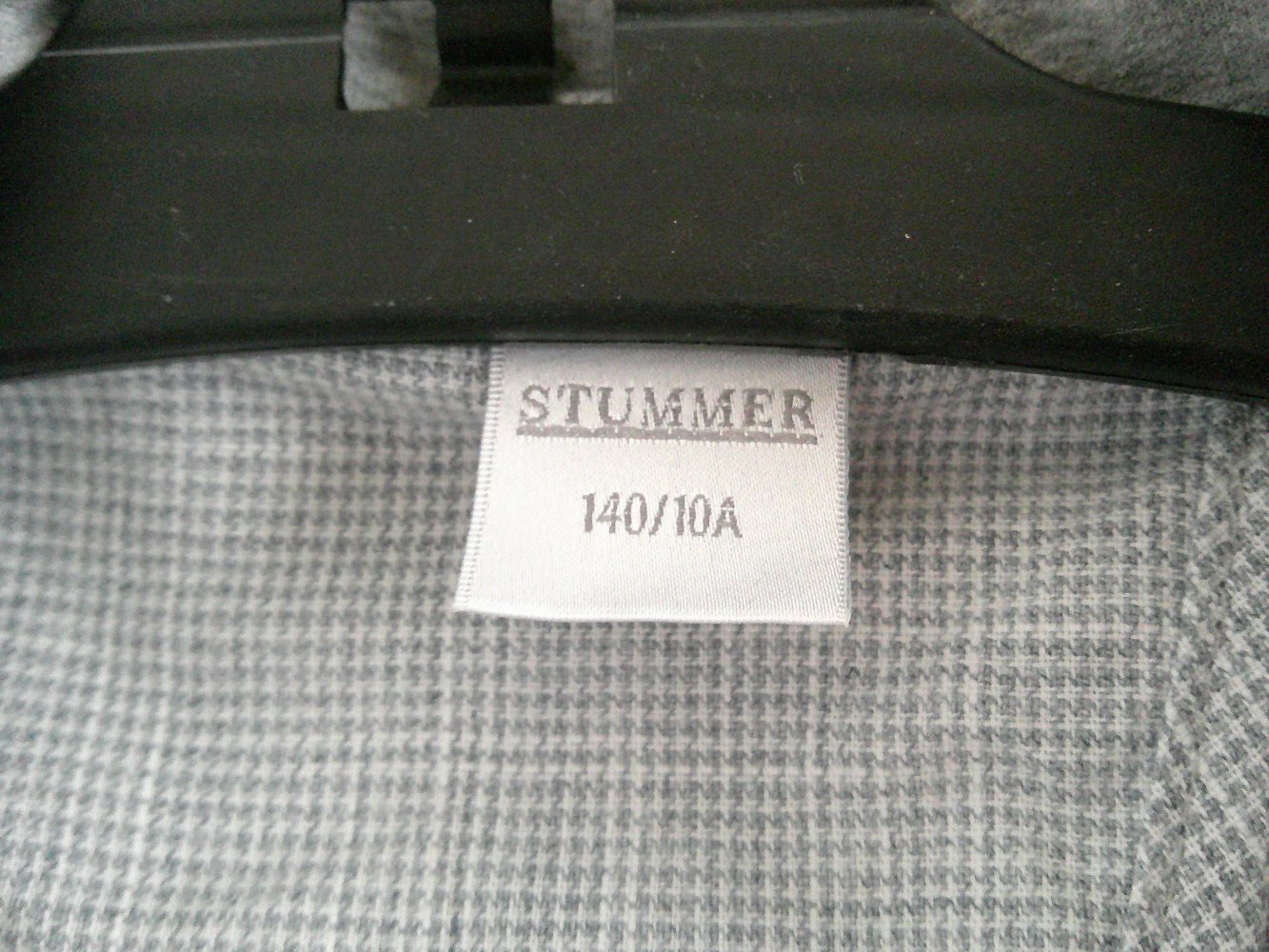 hellgraues Sakko in Gr. 140 von Stummer 