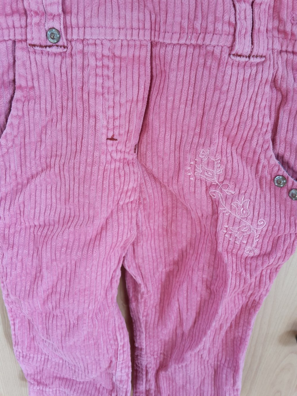 Cordlatzhose in Gr. 86 von Papagino