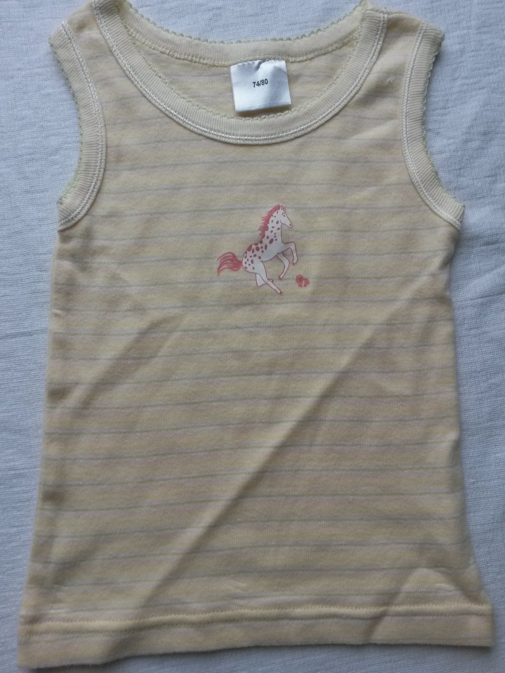 3 Unterhemden/ Tops in Gr. 74/80