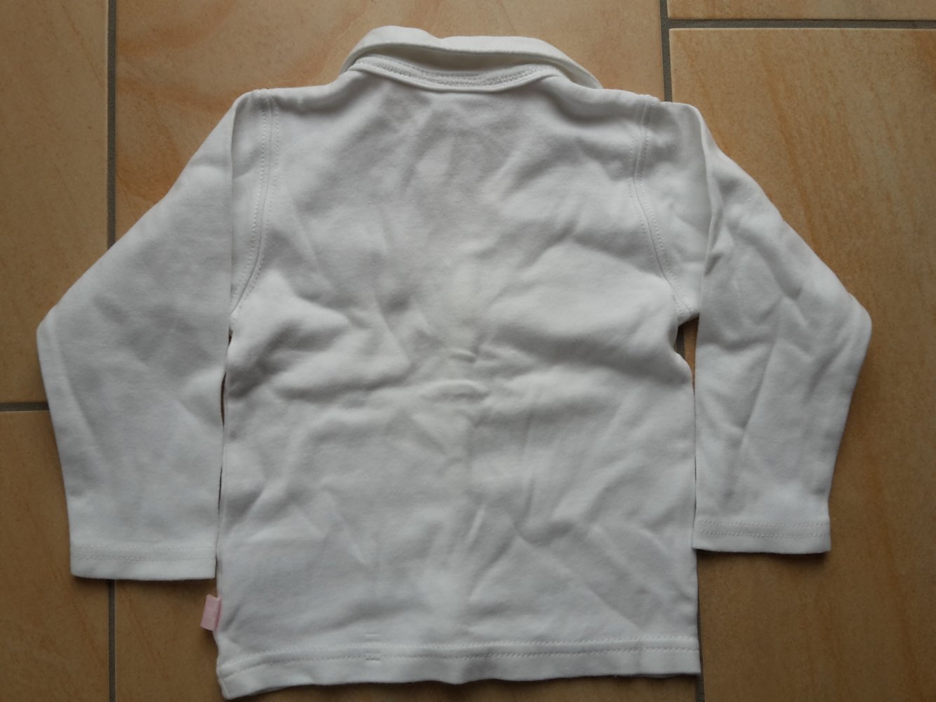 weißes dünnes Jäckchen in Gr. 80