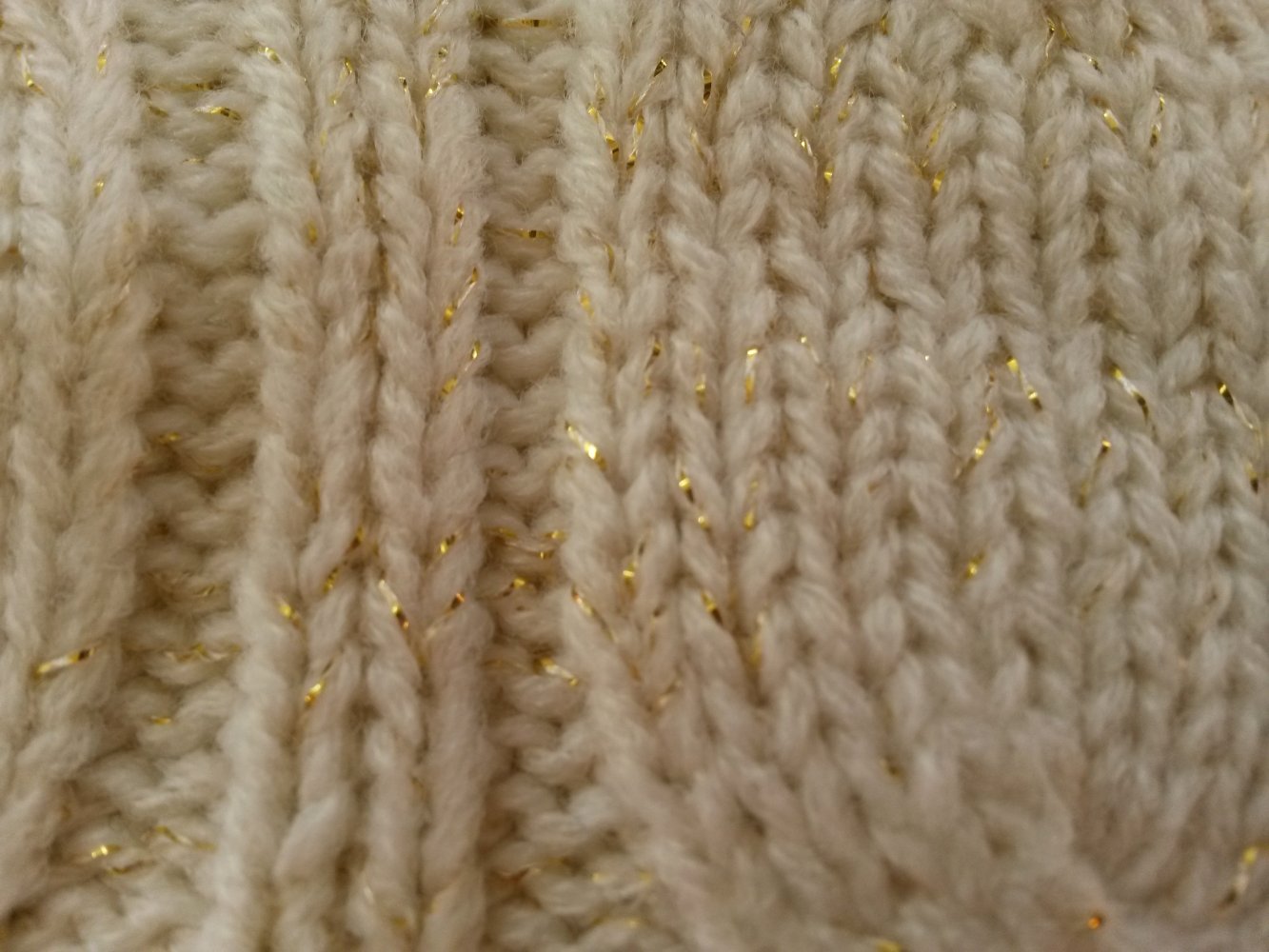 schöne ungetragene Stricktunika in Gr. 122