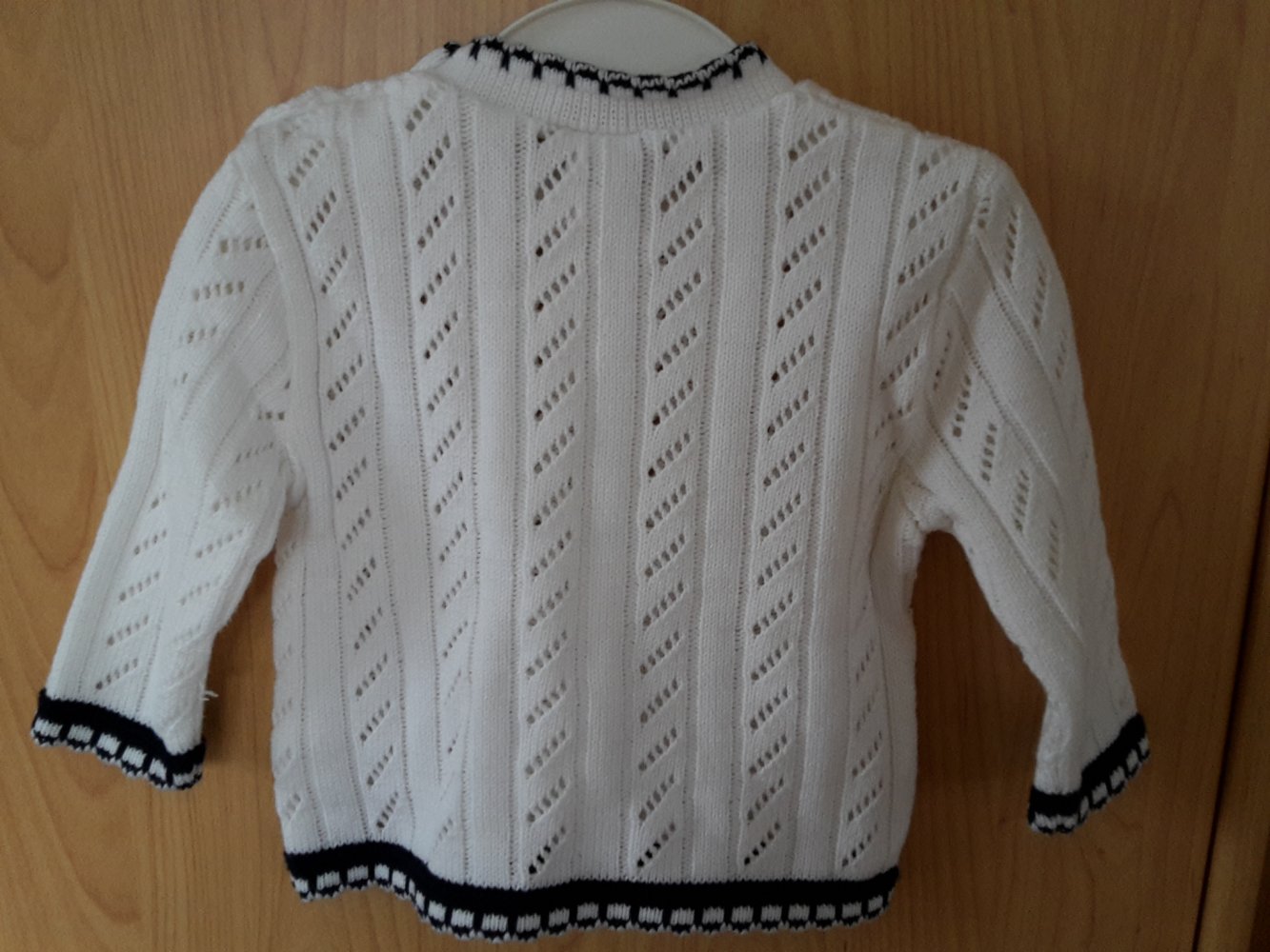schöner Pullover in Gr. 80 von tutti mini