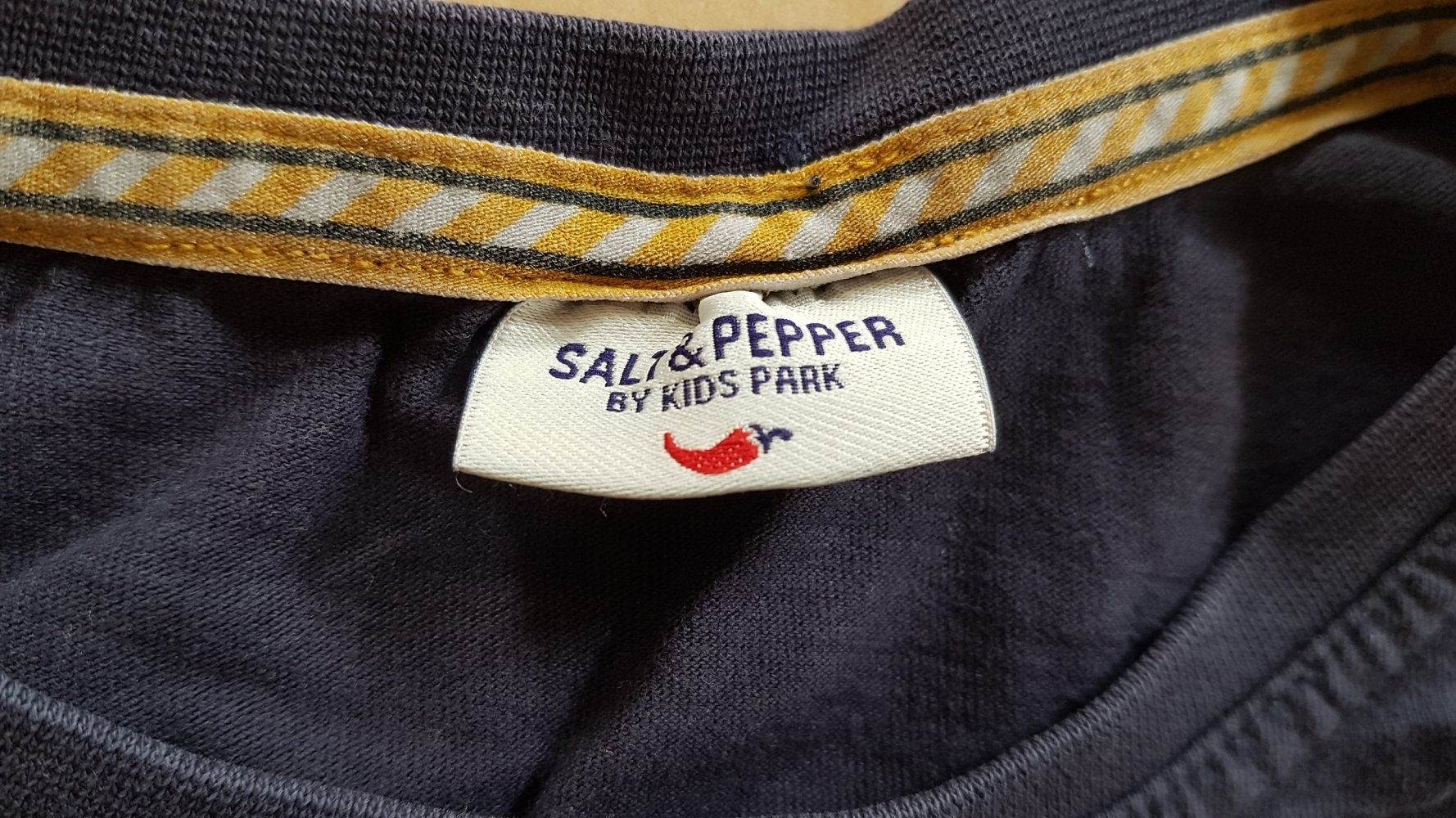 dunkelblaues Langarmshirt Gr. 116/122 von Salt&Pepper