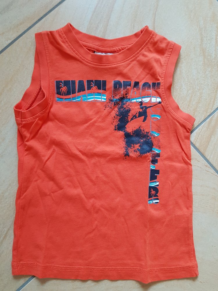 oranges Achselshirt in Gr. 98