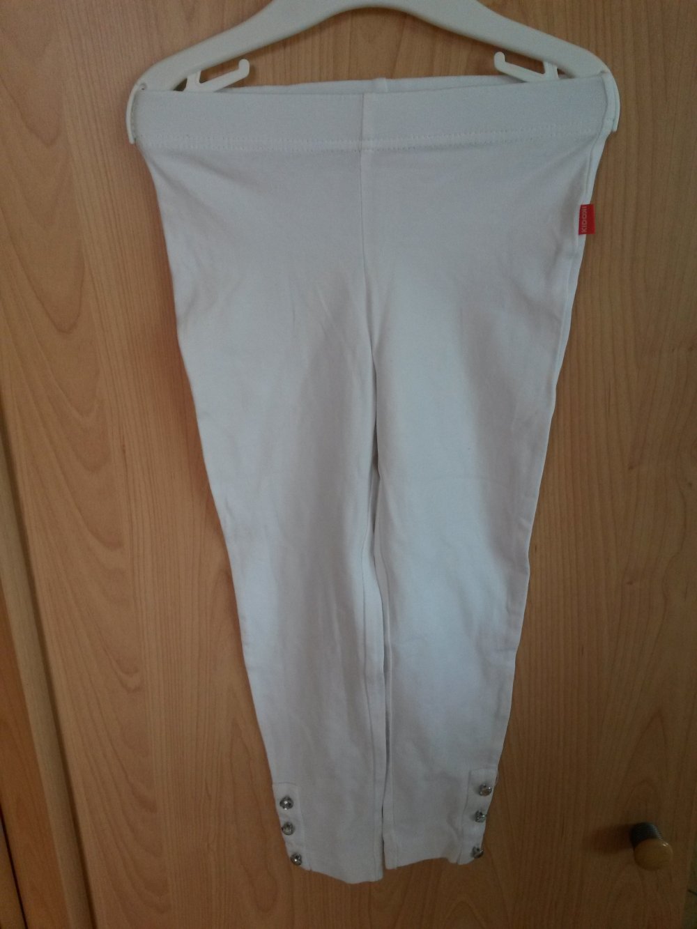 tolle Leggings mit Glitzerknöpfen in Gr. 104/110 von Kidoki (OTTO)
