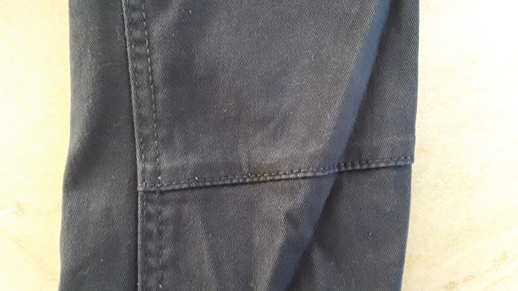 dunkelblaue Chinohose / Jeans in Gr. 110 von Topolino