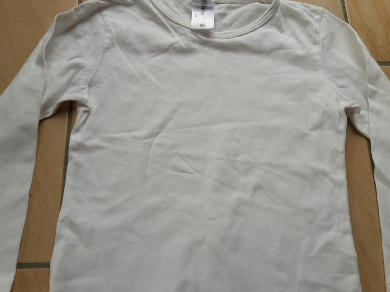 weißes LAShirt in Gr. 104 