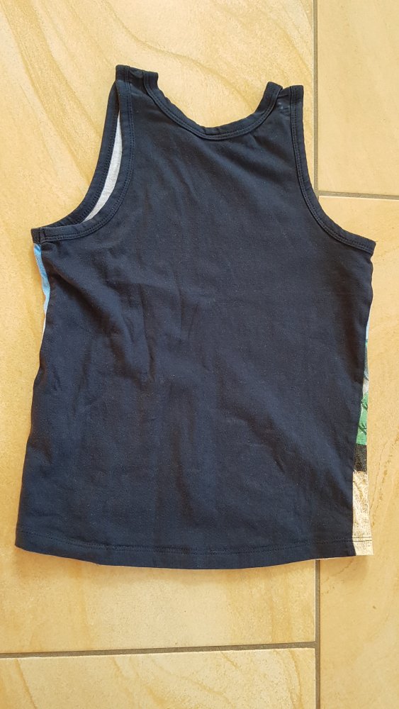 Unterhemd/ Top/ Tankshirt mit Traktormotiv Gr 116/122