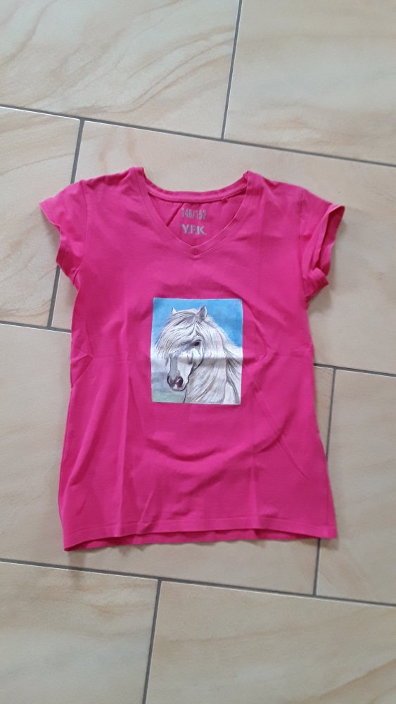 handbemaltes T-Shirt Gr. 146/152 