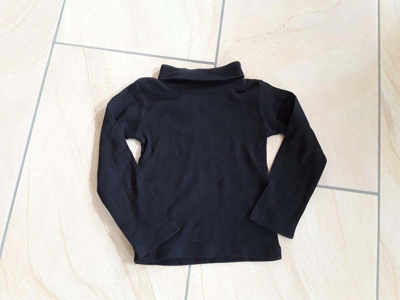 schwarzer Rolli in Gr. 92/98 von CFL