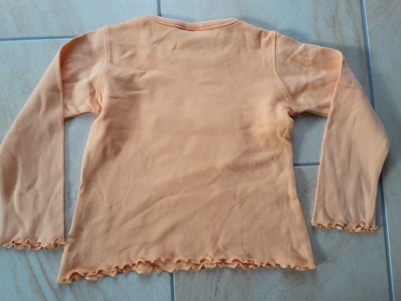 schönes oranges LAShirt mit Pferdemotiv in Gr. 104