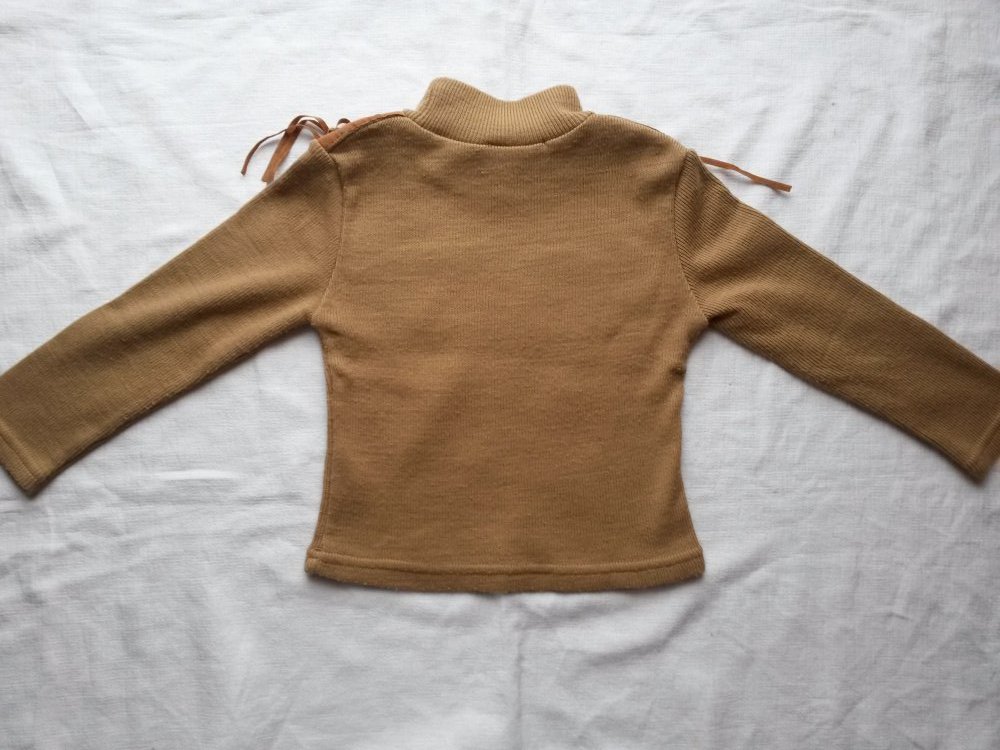 schöner Pullover mit Pferdemotiv in Gr. 98