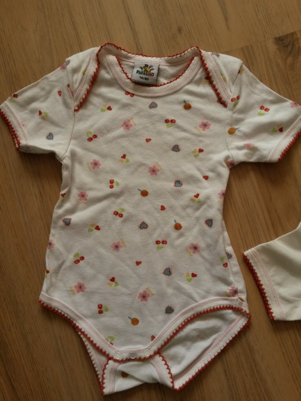 2 Bodys in Gr. 74/80 von Papagino