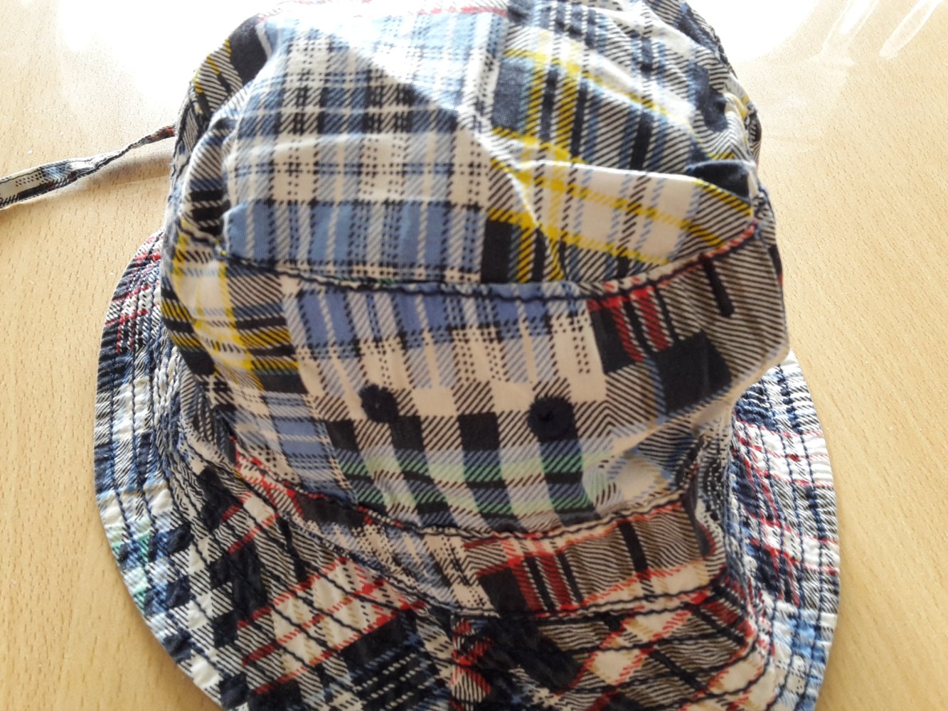 karierter Sommerhut / Fischhut in Gr. 86 von H&M