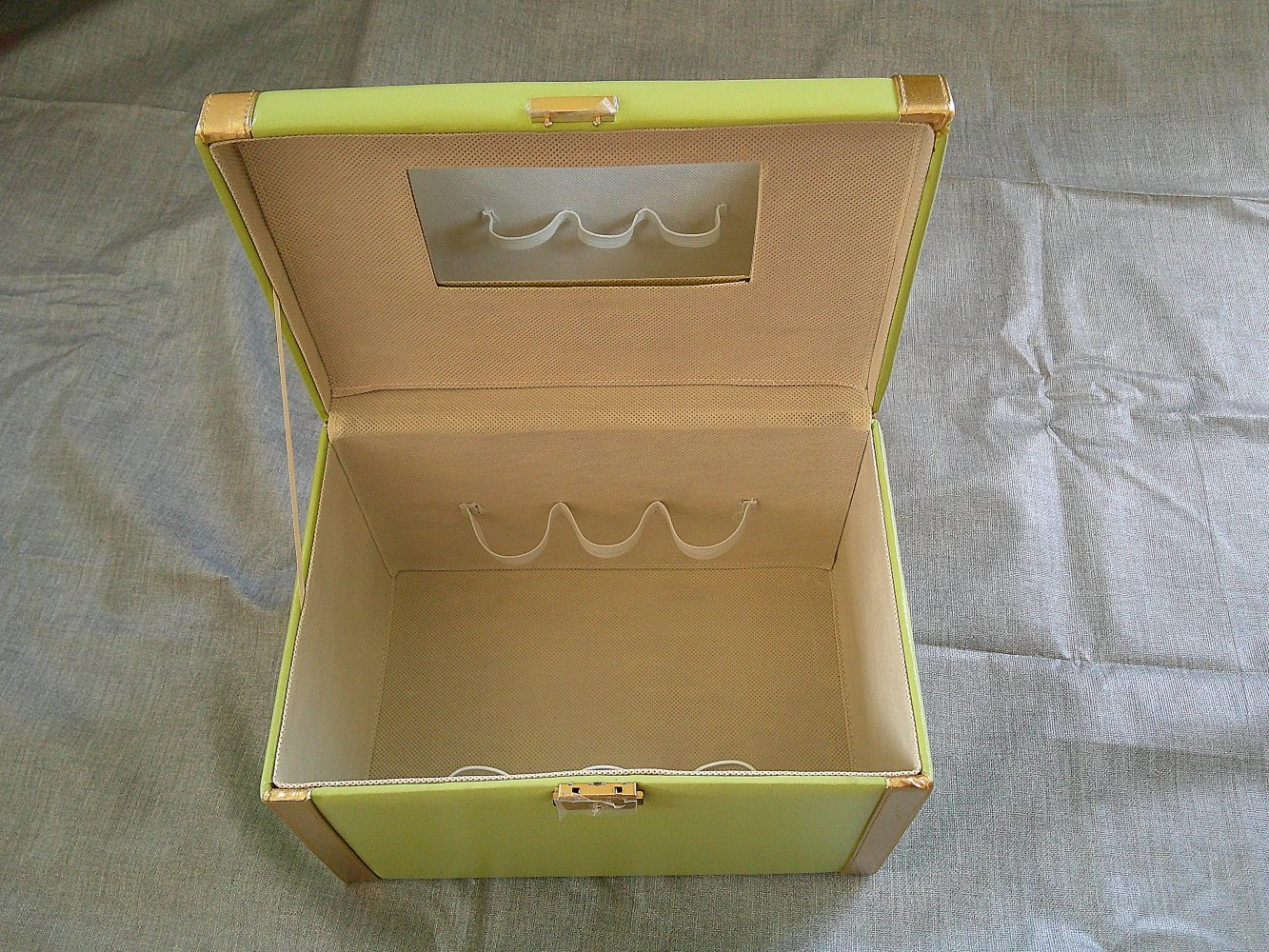 NEU - Beautycase/ Schminkkoffer/ Schmuckkoffer