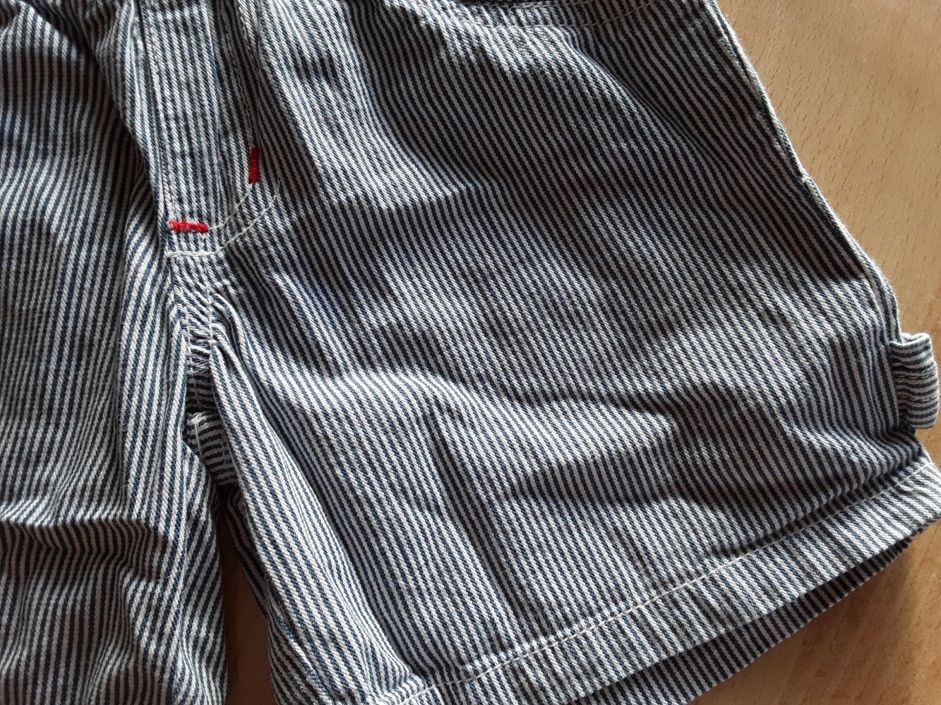 gestreifte Shorts / kurze Hose in Gr. 74 von Topolino