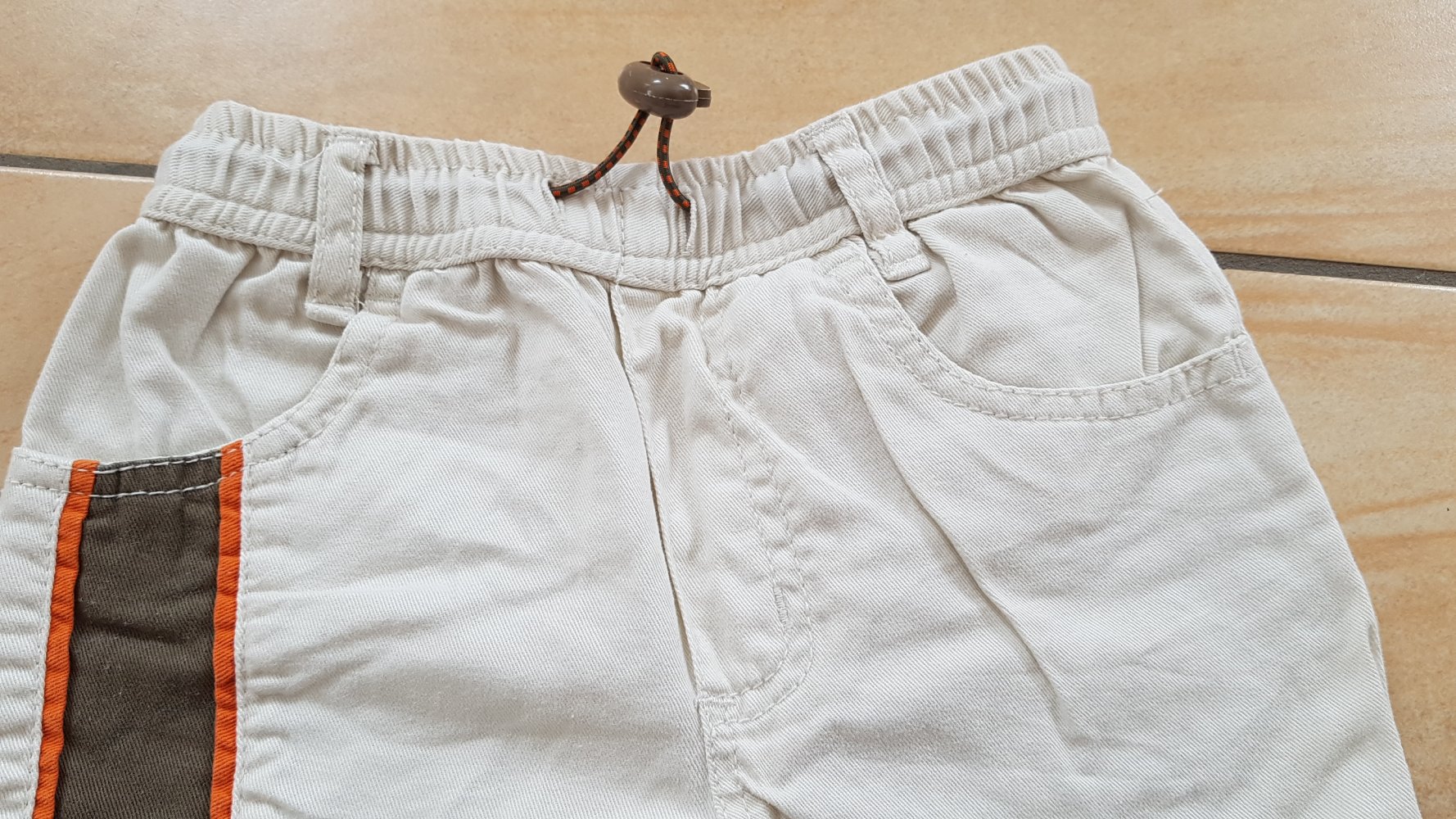beige Shorts Gr. 98 Port Louis Kids