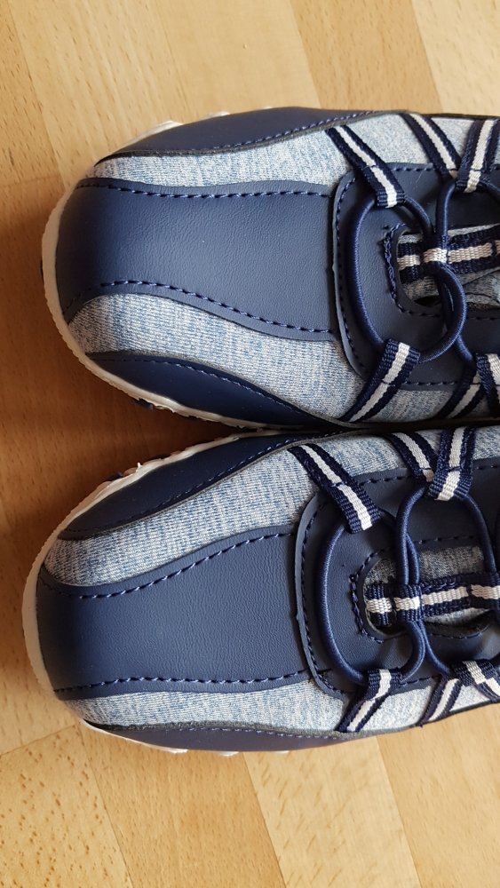 neue Sneaker Größe 39 von bpc