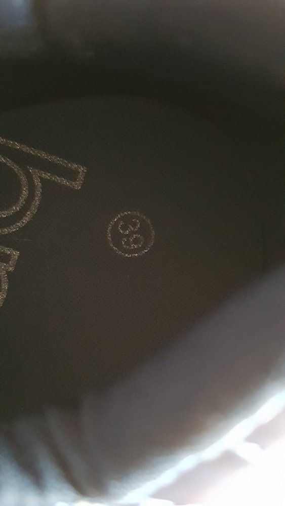 neue Sneaker Größe 39 von bpc