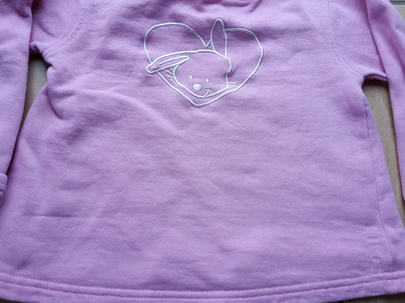 Sweatshirt in Gr. 86 von C&A